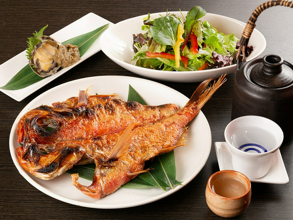 日常の幸福感をもたらしてくれる、季節の料理