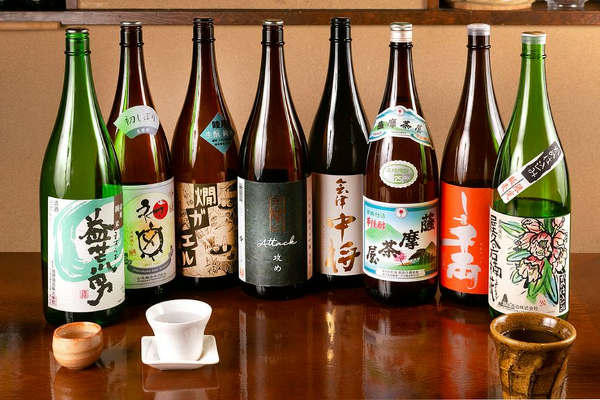 心がこもった料理に寄り添う、選りすぐりの地酒や焼酎