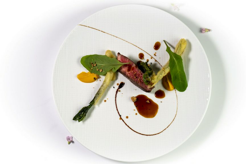 厳選銘柄牛フィレ肉の備長炭炭火焼き