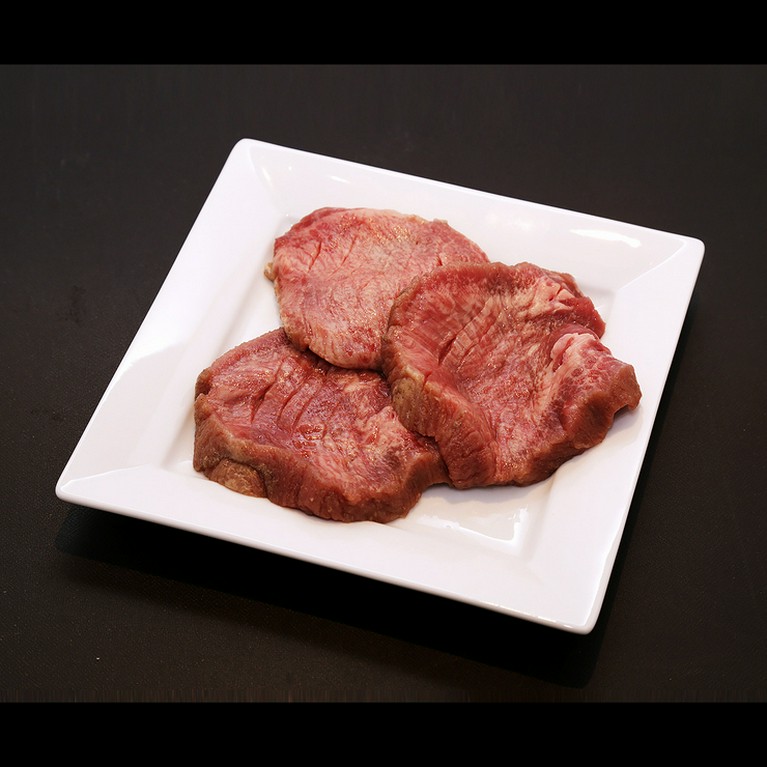 肉のいとう熟成肉厚牛たん（並盛）