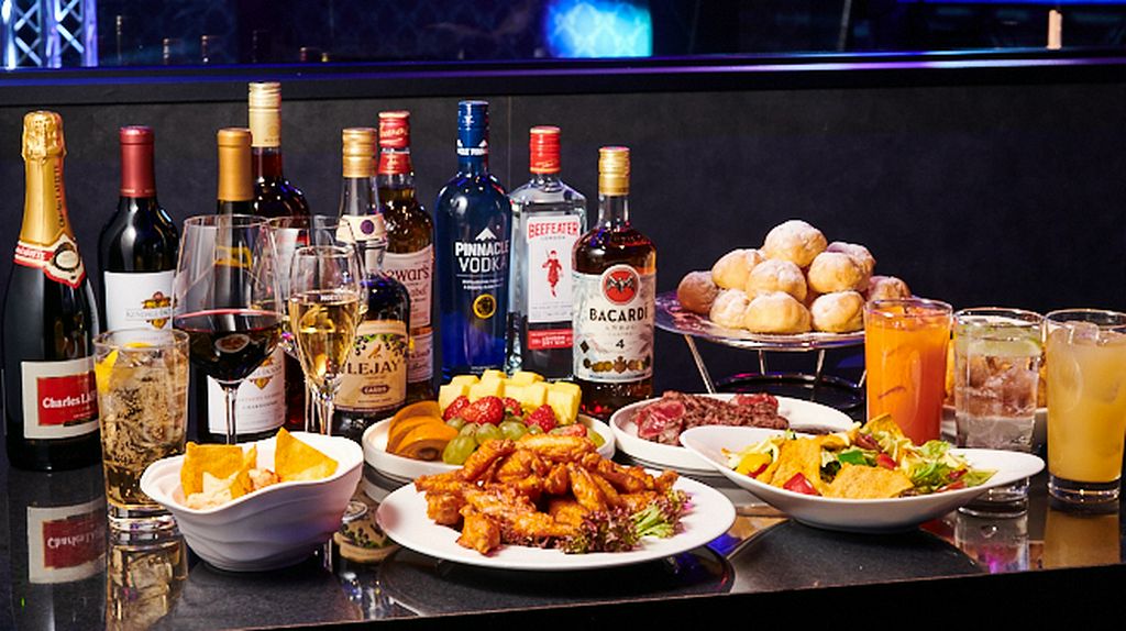 〈オープン記念!2名様〜受付〉約30種飲み放題付、席チャージ等全て込み5500円です。