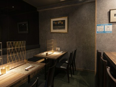 シックな空間と新潟の旬を味わう料理でワンランク上のおもてなし