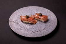 牛宮城の名物を揃えながら、様々な部位を彩りどりの食べ方で楽しめるコースです。