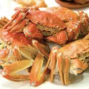 上海蟹・前菜盛合せ・上海蟹入りフカヒレスープ・上海蟹姿蒸し・旬の一品・肉料理・上海蟹の〆・スイーツ