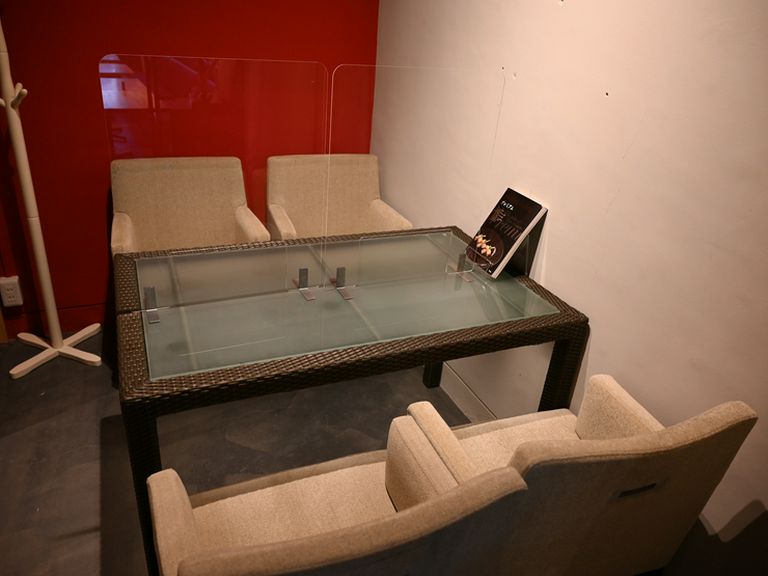 最大10名でも利用可能な半個室