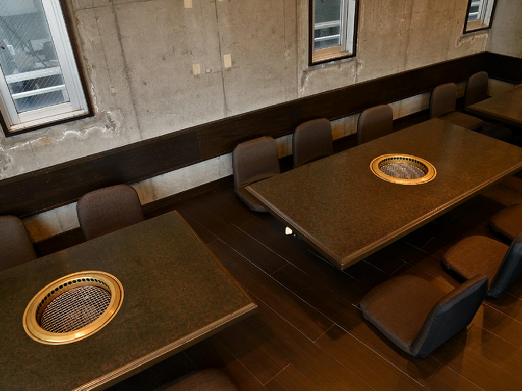 友人との集いにも活躍してくれる座敷