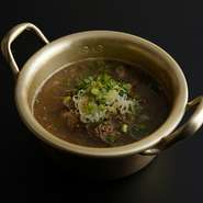 名物オモニの実家製テールスープ