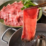 牛・豚・鶏。基本となる3種のお肉を、食べ放題で提供『しゃぶしゃぶ』