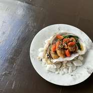 広島県産　牡蠣のムニエル　焦がしバターソース