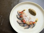 しめ鯖のカルパッチョ　焼き茄子のピューレ