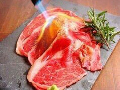 超豪華！炙り肉寿司+炭火焼鳥+厳選和食料理食べ放題&飲み放題