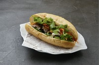 ベトナム料理の定番、是非一度ご賞味ください。