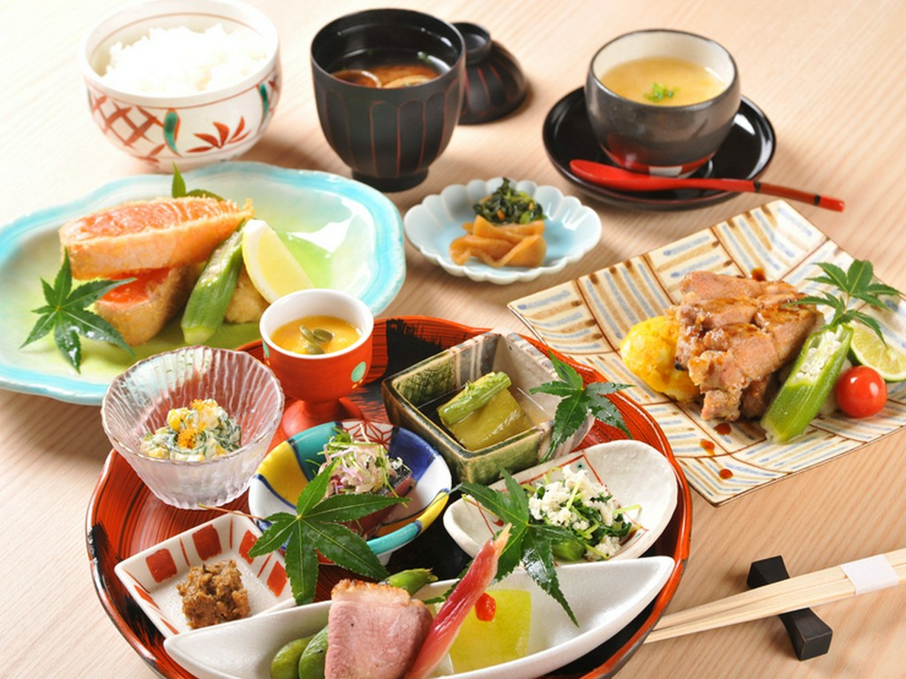 食材は100％東北産。仙台を愛する料理長が誠実な料理を披露