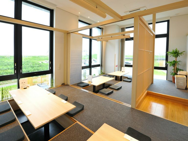 アニバーサリーを華やかに彩る、巨匠2人の特製デザートがお得！