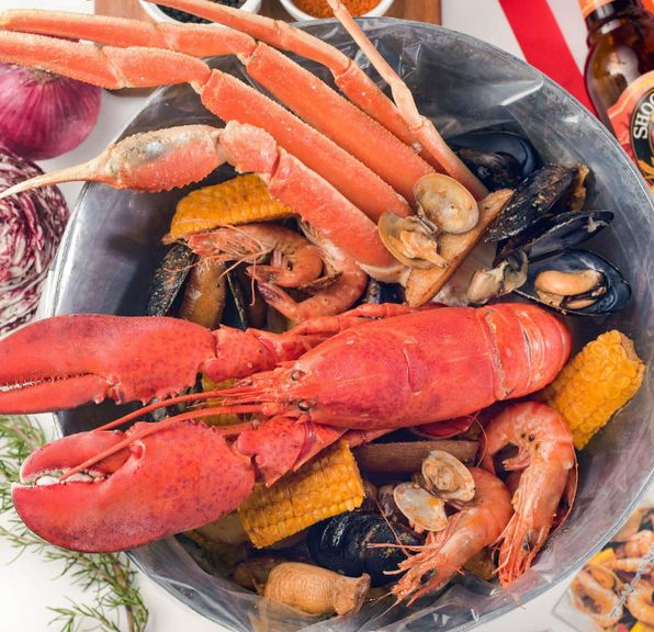 カリフォルニアスペシャルコンボ(ロブスター&カニ)