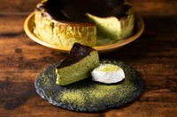 抹茶バスクチーズケーキ