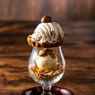 10月後半から11月限定のモンブランタルトパフェ