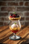魅惑の食べる宝石　季節の夜パフェ新作
『ベリー＆ベリータルトパフェ』