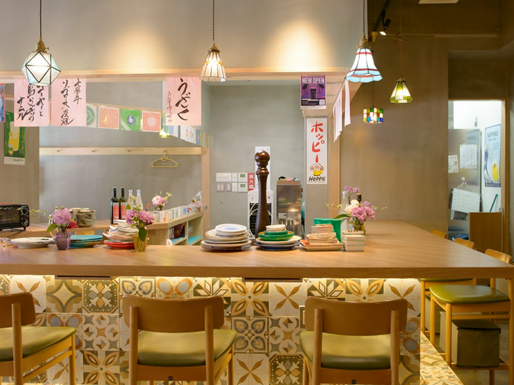 豊富な料理を気負わずに堪能できるカジュアルデート