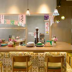 豊富な料理を気負わずに堪能できるカジュアルデート
