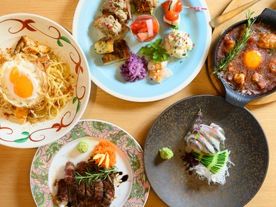 華やかにお皿を彩る、日本各地から届く旬の食材