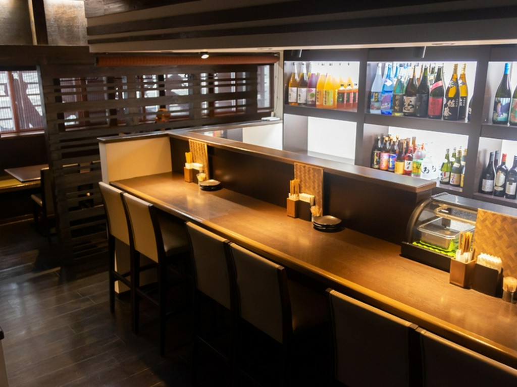 カウンター席