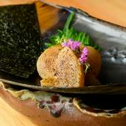 お酒の肴として気軽に楽しめるハーフコース、季節のおすすめを存分に堪能いただけるフルコースをご用意しております。どちらも季節の食材を用いたお料理をご用意させていただきます。