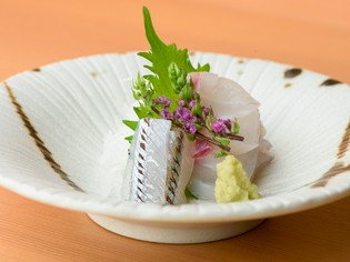 季節ごとに、毎日新しい出合いがある『季節の鮮魚のお造り』