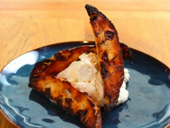  KNOCKの定番！マスカルポーネとこんがりレーズン『パネ・パンナ』