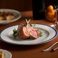 ・スープ
・前菜5種盛り合わせ
・お任せパスタ
・お任せパスタ
・メイン魚料理
・メイン肉料理
・デザート
・コーヒー又は紅茶
・パン