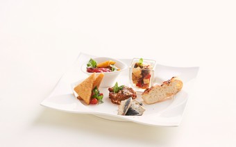 季節のスープ・前菜盛り合わせ・パスタ・メイン料理・デザート・カフェ・パンの料理5品コース