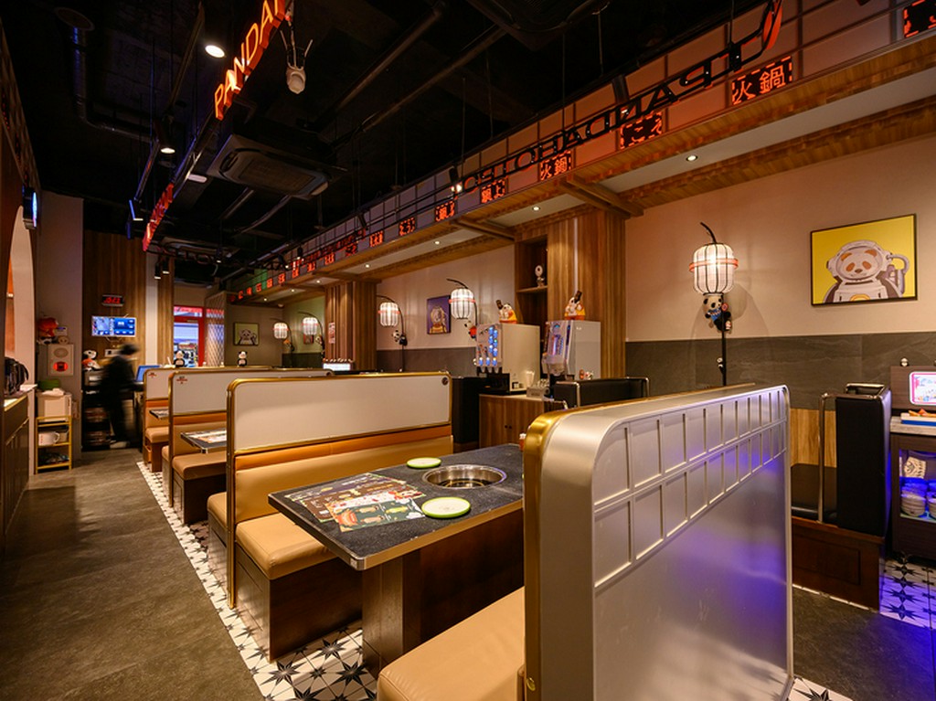 火鍋を楽しむもよし、雰囲気を楽しむもよしのオシャレな空間