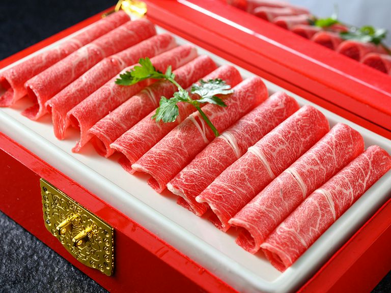 特選肉（黒毛和牛）