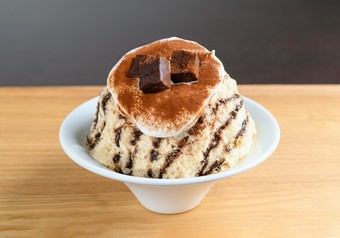 ティラミス＆ガトーショコラ綿雪