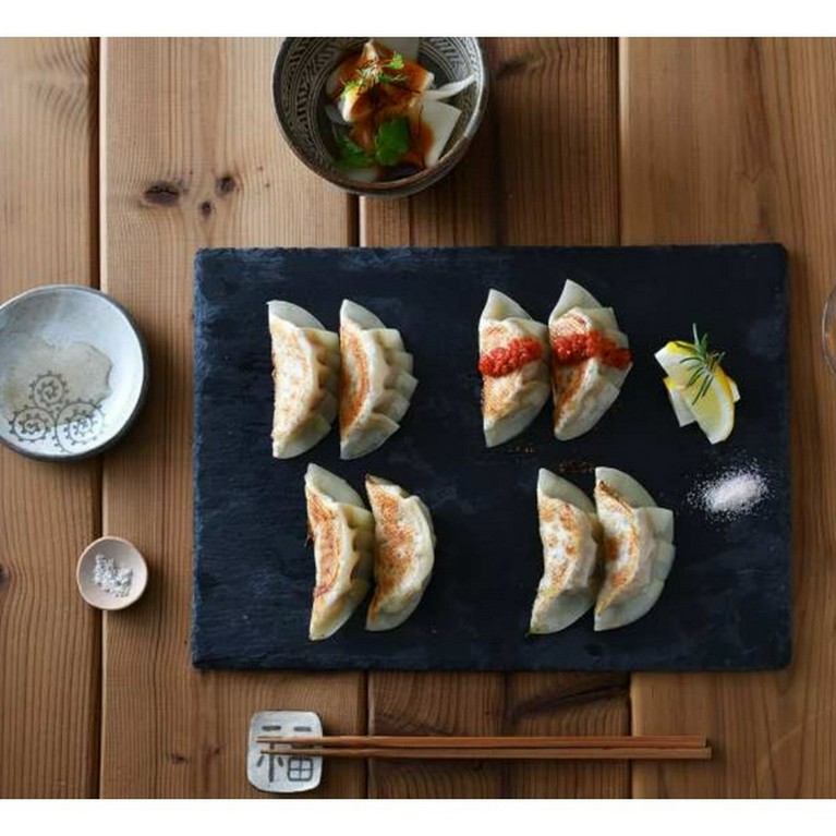 <GYOZA>