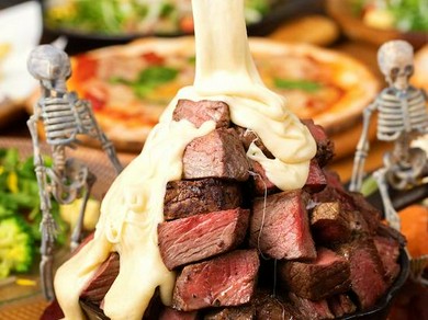 SNS映えする肉料理は女子会におすすめ