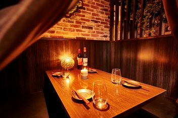 Bistro The Meat 이케부쿠로 히가시구치점