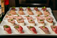 ・ローストビーフ寿司・極上赤身肉ランプ寿司・生ハム寿司・合鴨スモーク寿司・炙り肉寿司ベーコン