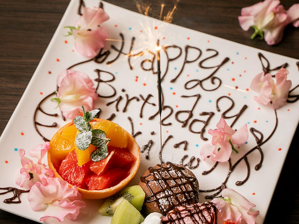 誕生日サプライズや特典多数ご用意