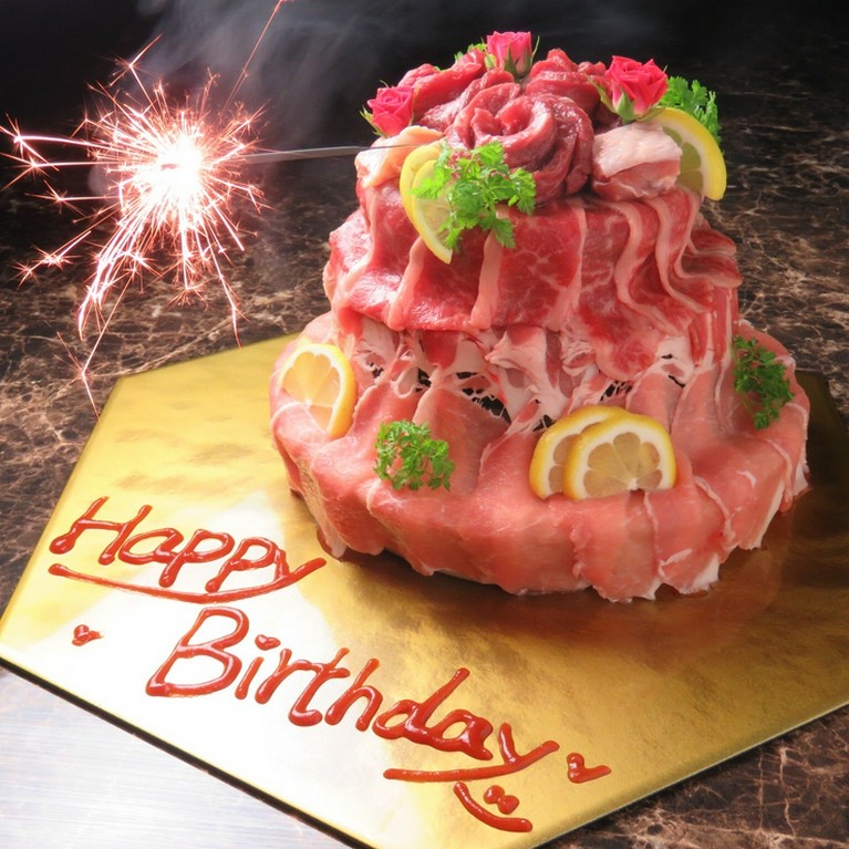 思い出に残る記念日に華を添える、豪華でおいしい肉料理の数々
