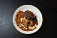 ハンバーグ、唐揚げ