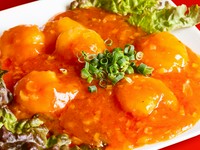 ピリ辛が嬉しい。合わせだしがフワッと香る『エビチリ』