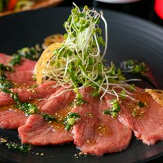 黑毛和牛和银座牛舌特产 黑泽金山站
