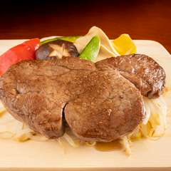 飛騨牛ヒレステーキ定食