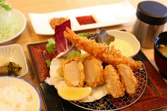 大粒ホタテのデラックス膳