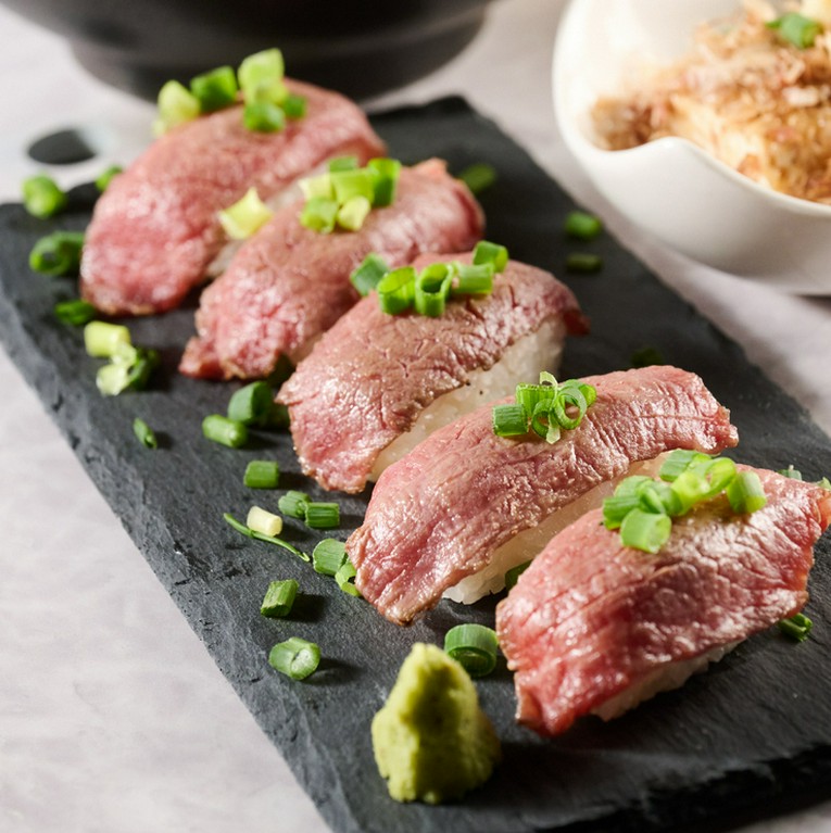 宮崎牛A5　特製肉寿司（1貫）