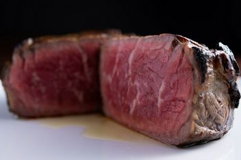 비스테카 나오키 (BISTECCA NAOKI)