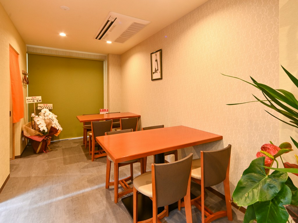 旬の海の幸尽くしと旨い酒を満喫する、大人の女子会が叶う！