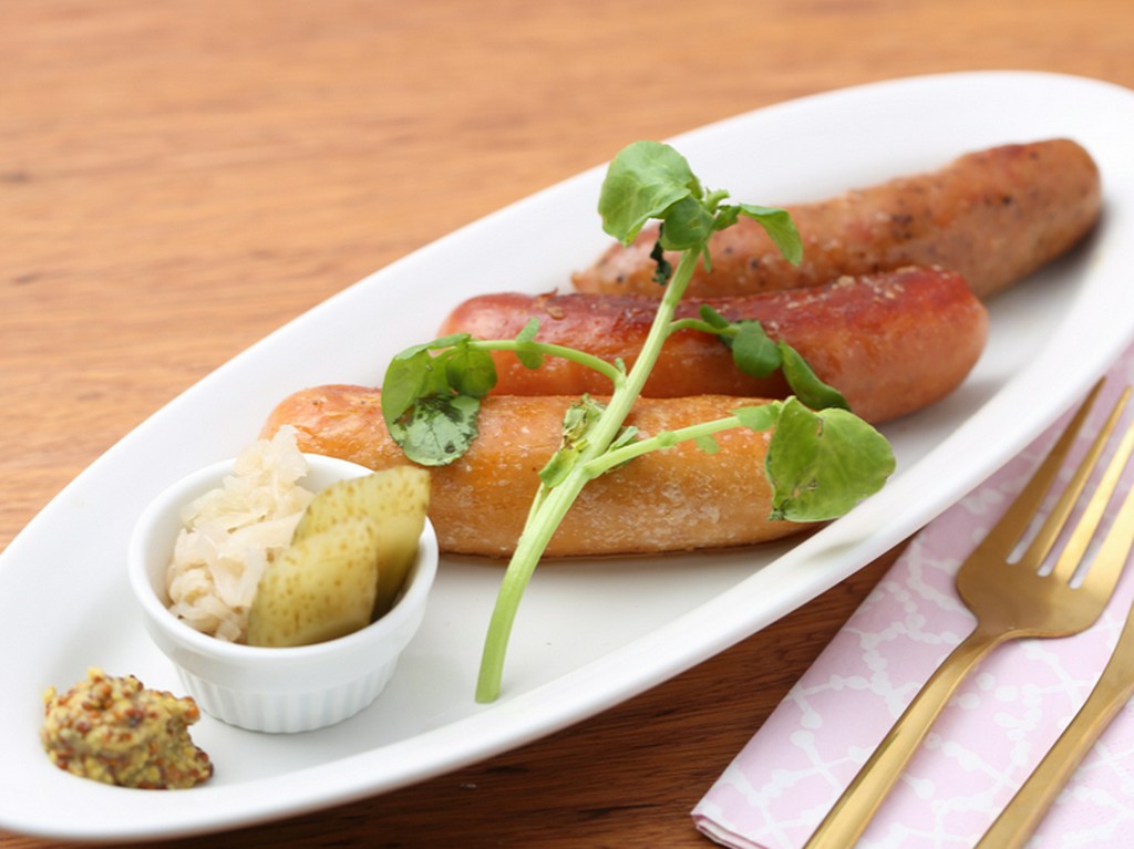 ジューシーな旨みにリピーター続出『3種のソーセージ』