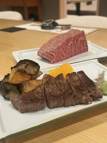和牛イチボステーキ